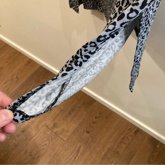 CREAM Sz M Leopard Print Pockets  V-Neck Slits Ruched Sleeves Evening Gown Dress - Picture 6 of 9